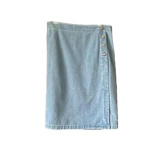 Vintage 90s denim side button skirt. Size 8
